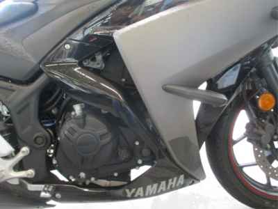 Yamaha YZF-R25 2016
