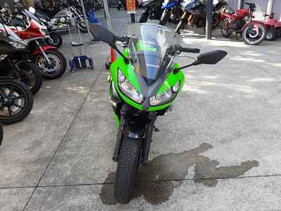 Kawasaki Ninja 400R 2012