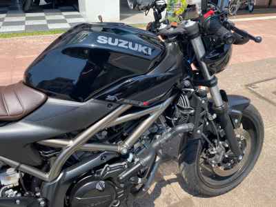 Suzuki SV650S 2022