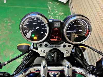 Honda CB400SF 2018