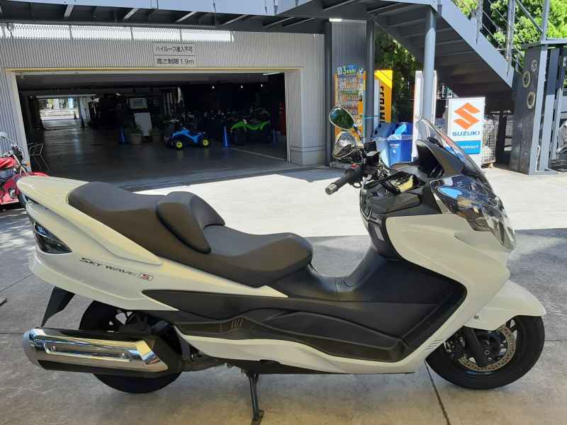 Suzuki Skywave 400 2011