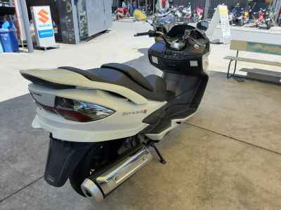 Suzuki Skywave 400 2011