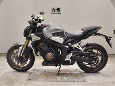 Honda CB650R E-Clutch 2024