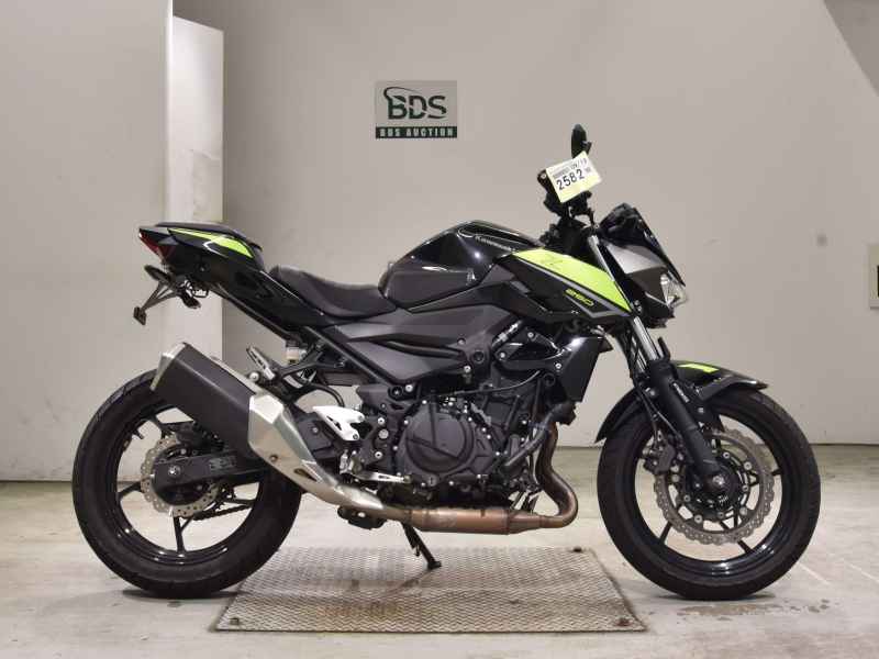 Kawasaki Z250