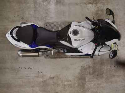 Suzuki Hayabusa 2023