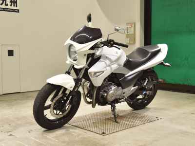Suzuki GSR250