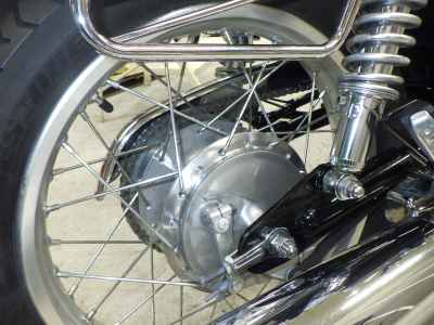 Yamaha SR400 2020