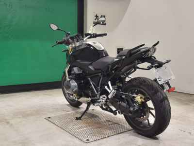 BMW R1250R 2023