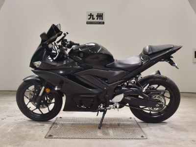 Yamaha YZF-R3 2021