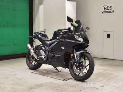 Yamaha YZF-R3 2021