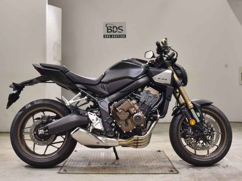 Honda CB650R E-Clutch 2024