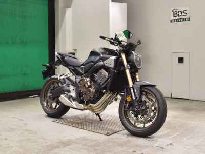 Honda CB650R E-Clutch 2024