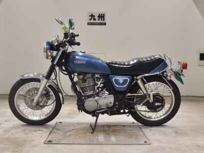 Yamaha SR400 2018