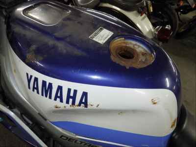 Yamaha FZR250R-1