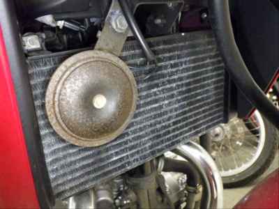 Suzuki GSR250