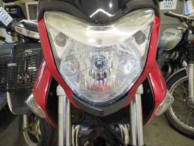 Suzuki GSR250