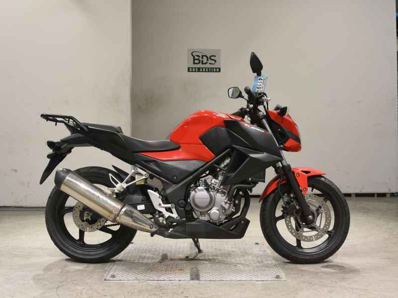 Honda CB250F 2016