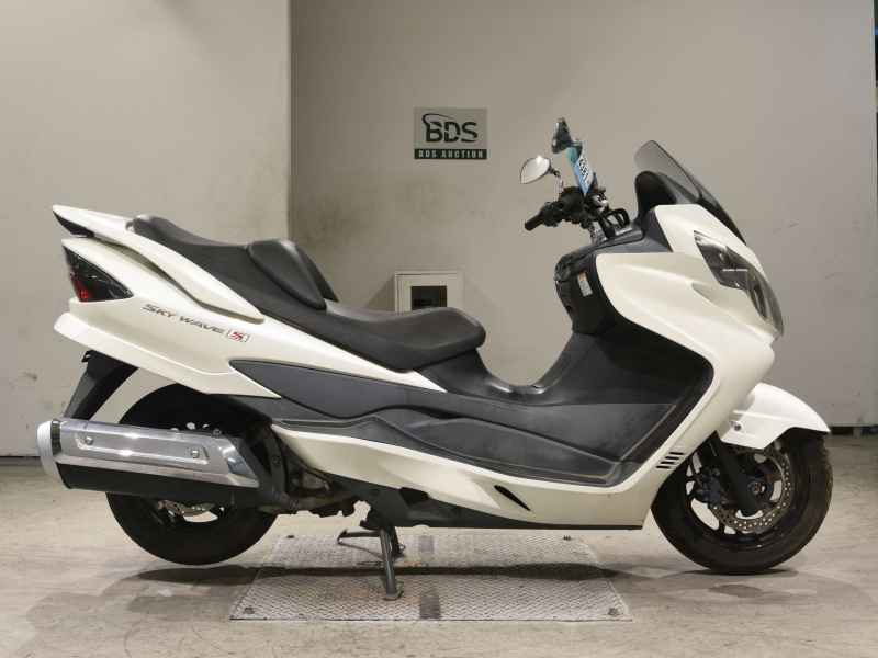 Suzuki Skywave 250S