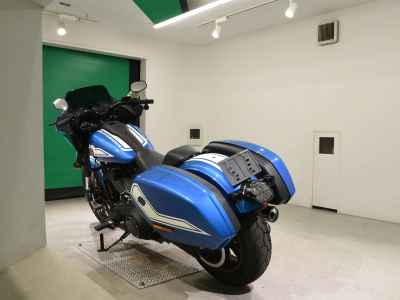 Harley-Davidson FXLRST1920 2023