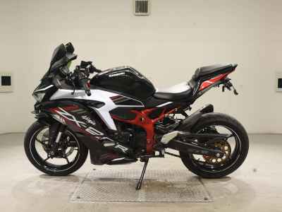 Kawasaki ZX-25R 2021