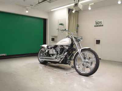 Harley-Davidson Deuce FXSTDI1450 2005