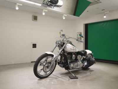 Harley-Davidson Deuce FXSTDI1450 2005