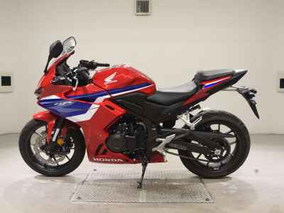 Honda CBR400R 2025