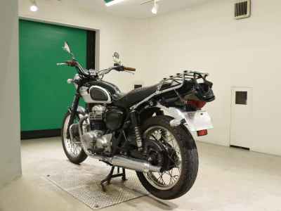 Kawasaki W650 2006