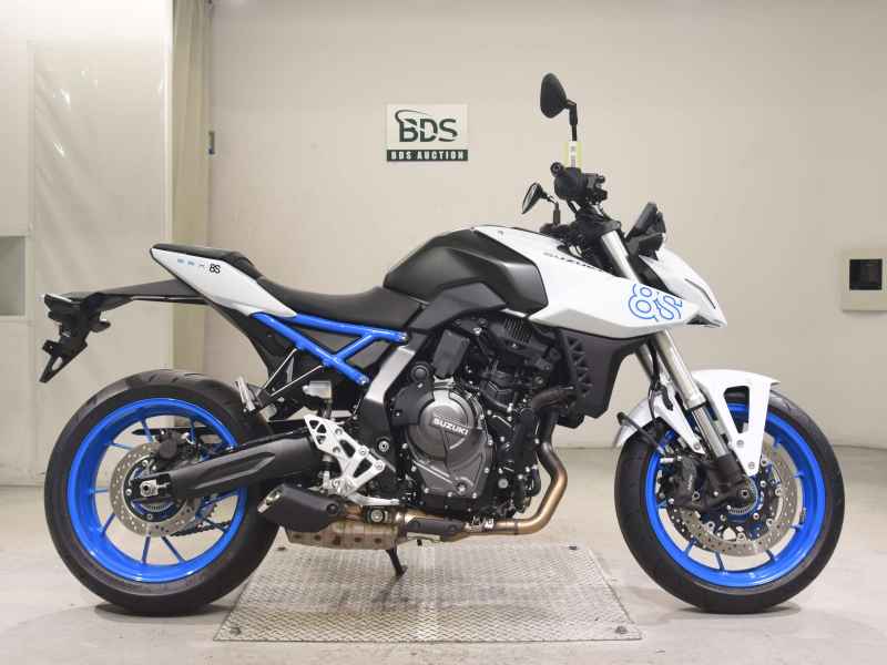 Suzuki GSX-8S 2023