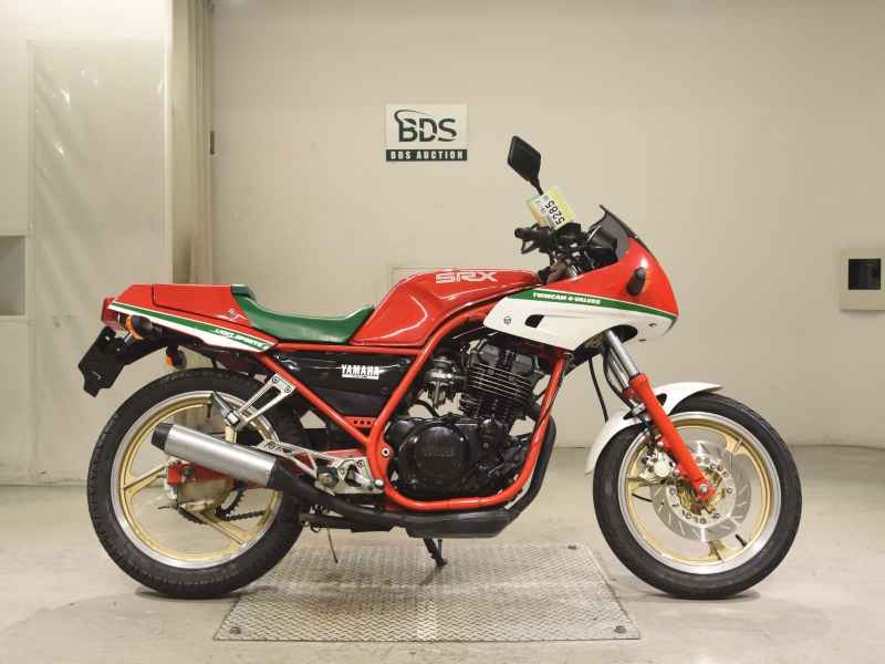 Yamaha SRX250-1