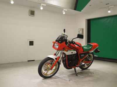 Yamaha SRX250-1