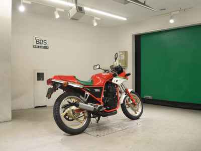 Yamaha SRX250-1