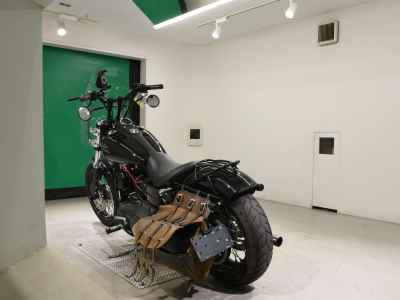 Harley-Davidson FXDB 2012