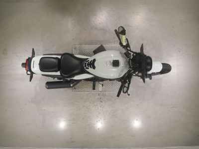 Kawasaki Eliminator 400 2023