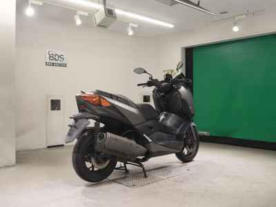 Yamaha XMAX 250