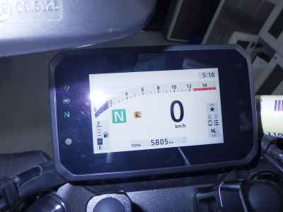 Honda CB650R E-Clutch 2024