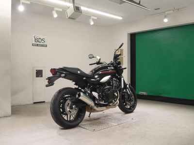 Kawasaki Z900RS 2023