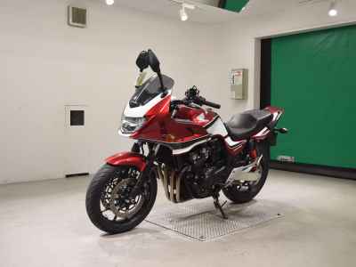 Honda CB400 Super Boldor 2020