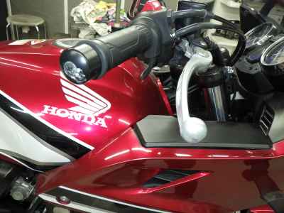 Honda CB400 Super Boldor 2020