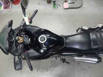 Suzuki GSR250F