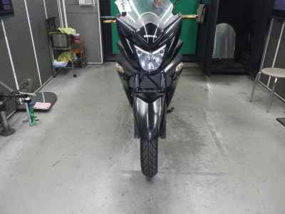 Suzuki GSR250F