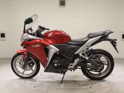 Honda CBR250R 2011