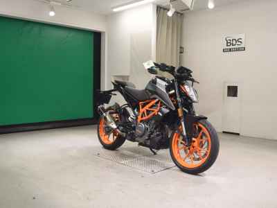 KTM 390 Duke 2021