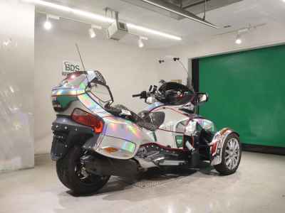 Can-Am Spyder RT 2015