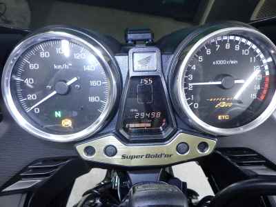 Honda CB400 Super Boldor 2021