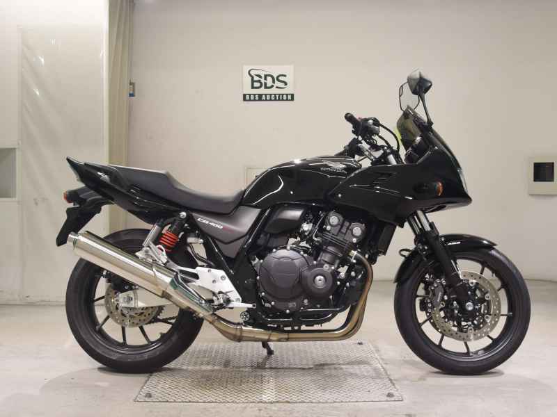 Honda CB400 Super Boldor 2021