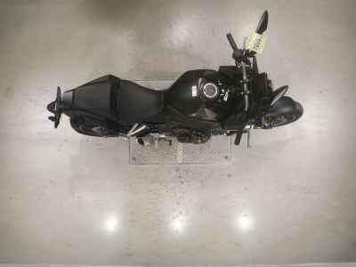 Honda CB650R E-Clutch 2025