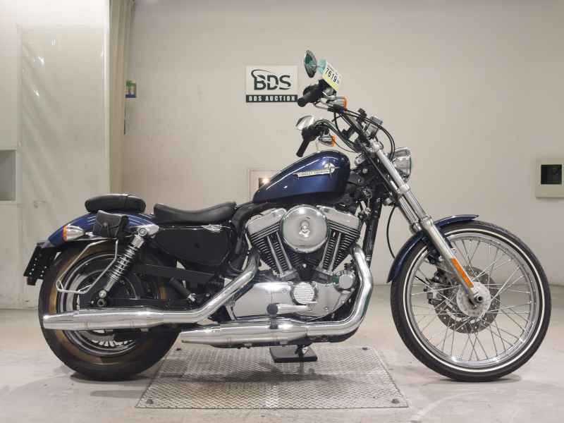 Harley-Davidson XL1200V 2013