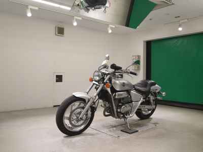 Honda Magna 250