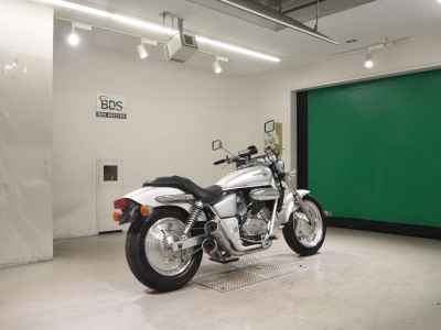 Honda Magna 250